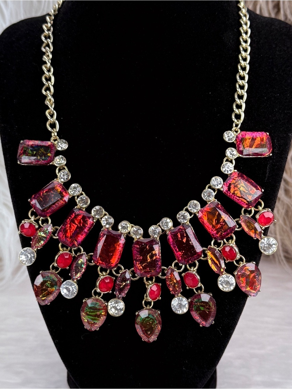 Red Crystal Statement Bib Necklace Iridescent Rhinestone Gold Tone Glam